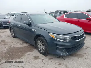 2016 Kia Optima LX z VIN KNAGT4L30G5070000, wystawiony jako IAAI lot #42169747 z przebiegiem 267 498 mil mil oraz . Historia ofert i sprzedaży dostępna na DreamBid. Obrazek 1.