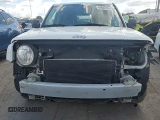 2015 Jeep Patriot Limited with VIN 1C4NJRCB9FD105898, listed as a Copart auction lot 69882384 with 234,268 mi miles and Salvage title. Bid and sale history available at DreamBid. Image 5.