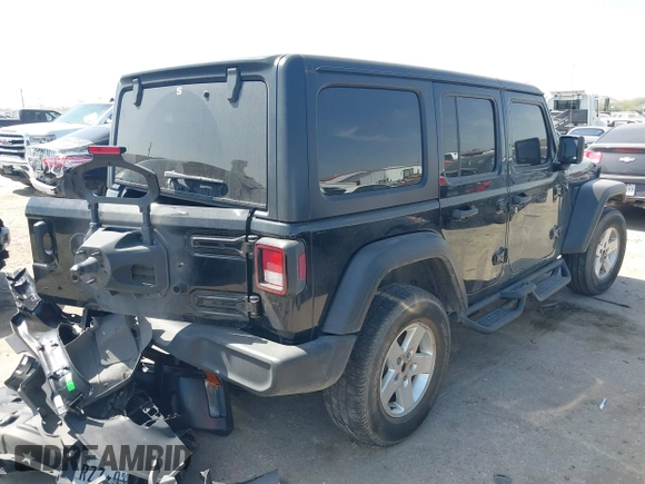2022 Jeep Wrangler Unlimited Sport S with VIN 1C4HJXDG5NW180130, listed as a IAAI auction lot 41772922 with 47,625 mi miles. Bid and sale history available at carsss.com. Image 4.