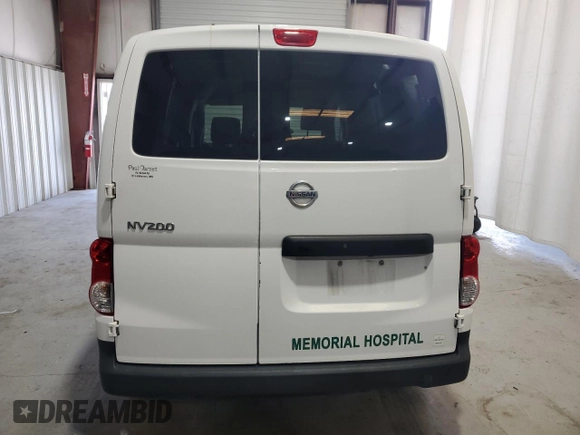 2020 Nissan NV200 S with VIN 3N6CM0KN6LK697100, listed as a Copart auction lot 61852385 with 191,500 mi miles and Clean title. Bid and sale history available at DreamBid. Image 6.