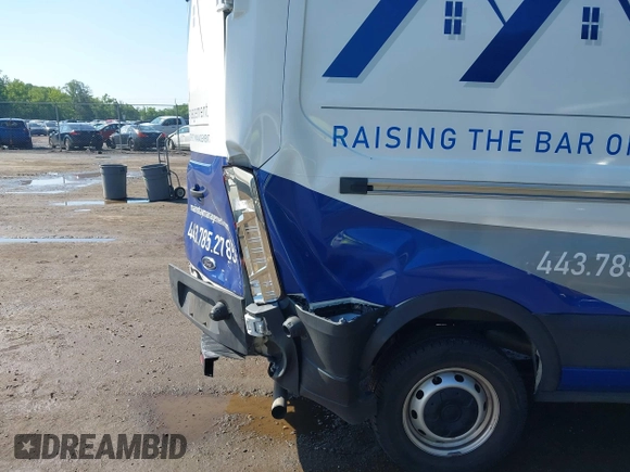 2021 Ford Transit Cargo с VIN 1FTBR1CG8MKA98329, выставлен на аукционе IAAI как лот 42534100 с пробегом 66 953 миль миль и . История ставок и продаж доступна на DreamBid. Изображение 17.