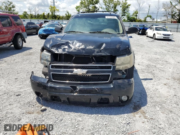 2011 Chevrolet Avalanche LT with VIN 3GNMCFE07BG166901, listed as a Copart auction lot 61734405 with 269,796 mi miles and Salvage title. Bid and sale history available at DreamBid. Image 5.