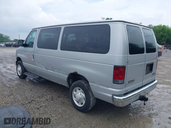 2006 Ford Econoline Passenger XL z VIN 1FBNE31L26DB31891, wystawiony jako IAAI lot #42535613 z przebiegiem 160 095 mil mil oraz . Historia ofert i sprzedaży dostępna na DreamBid. Obrazek 3.
