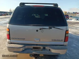 2005 Chevrolet Suburban Z71 with VIN 3GNFK16Z65G129807, listed as a Copart auction lot 51466145 with 242,555 mi miles and Salvage Title. Bid and sale history available at carsss.com. Image 6.