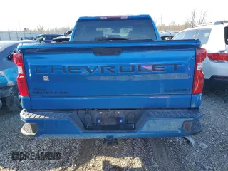 2022 Chevrolet Silverado 1500 Custom with VIN 3GCPDBEK0NG526415, listed as a Copart auction lot 84679614 with 55,104 mi miles and Salvage Title. Bid and sale history available at carsss.com. Image 6.