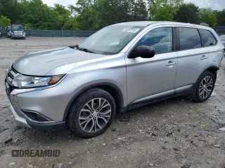 2018 Mitsubishi Outlander ES z VIN JA4AD2A32JJ005977, wystawiony jako Copart lot #56207915 z przebiegiem 181 686 mil mil oraz Szkody całkowita. Historia ofert i sprzedaży dostępna na DreamBid. Obrazek 1.