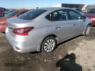2017 Nissan Sentra S z VIN 3N1AB7AP6HY372790, wystawiony jako IAAI lot #41424894 z przebiegiem 107 539 mil mil oraz . Historia ofert i sprzedaży dostępna na DreamBid. Obrazek 4.