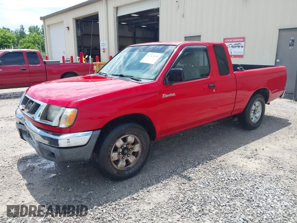 2000 Nissan Frontier XE z VIN 1N6DD26SXYC318211, wystawiony jako IAAI lot #42263699 z przebiegiem 308 013 mil mil oraz . Historia ofert i sprzedaży dostępna na DreamBid. Obrazek 2.
