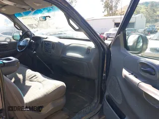 2000 Ford F-150 XL with VIN 1FTRX17W3YNB90314, listed as a IAAI auction lot 41825498 with 369,372 mi miles. Bid and sale history available at carsss.com. Image 5.