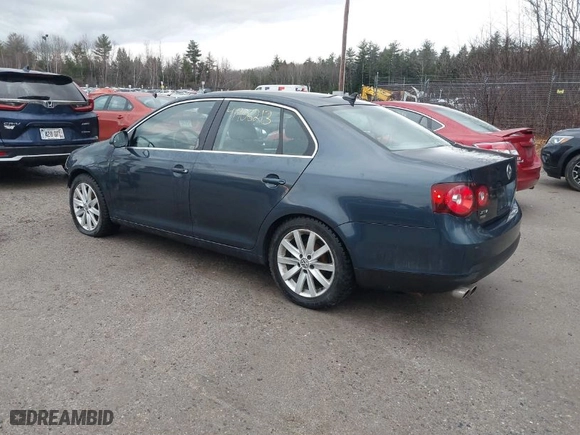 2009 Volkswagen Jetta Sedan SE with VIN 3VWRZ71K79M062217, listed as a IAAI auction lot 41906213 with NaN miles. Bid and sale history available at carsss.com. Image 3.