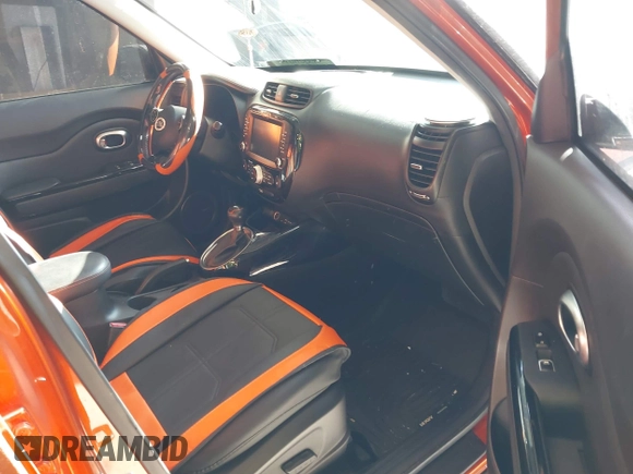 2018 Kia Soul ! with VIN KNDJX3AA2J7551936, listed as a IAAI auction lot 41815959 with 149,014 mi miles. Bid and sale history available at carsss.com. Image 5.