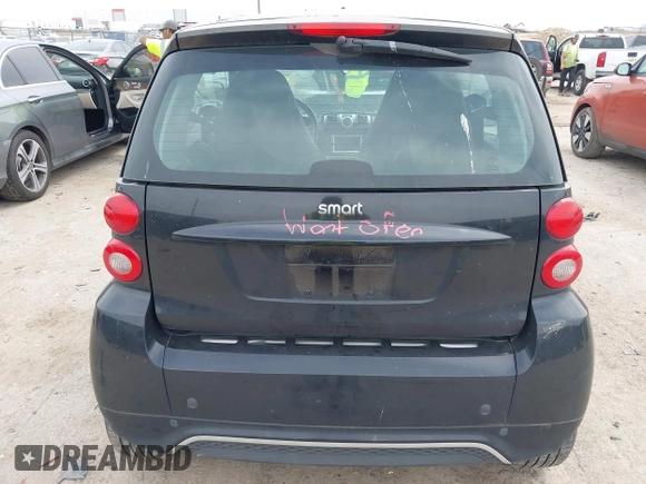 2013 Smart fortwo Pure with VIN WMEEJ3BA5DK620493, listed as a IAAI auction lot 42071086 with 85,883 mi miles and . Bid and sale history available at DreamBid. Image 17.