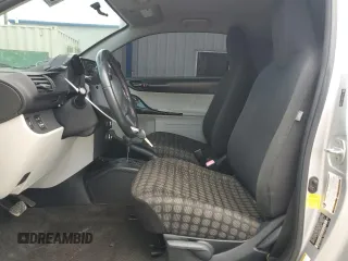 2013 Scion iQ z VIN JTNJJXB08DJ023545, wystawiony jako Copart lot #53999025 z przebiegiem 149 895 mil mil oraz Szkoda całkowita • Salvage title. Historia ofert i sprzedaży dostępna na DreamBid. Obrazek 7.