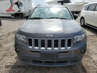 2017 Jeep Compass Sport SE with VIN 1C4NJCBA4HD146366, listed as a Copart auction lot 53088095 with 144,309 mi miles and Salvage title. Bid and sale history available at DreamBid. Image 5.