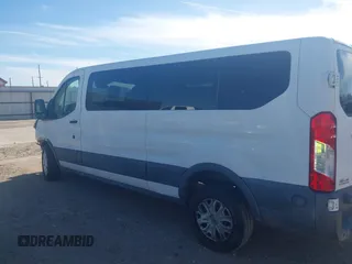 2016 Ford Transit XL z VIN 1FBZX2YM0GKB08269, wystawiony jako IAAI lot #41814059 z przebiegiem 70 556 mil mil oraz . Historia ofert i sprzedaży dostępna na DreamBid. Obrazek 15.