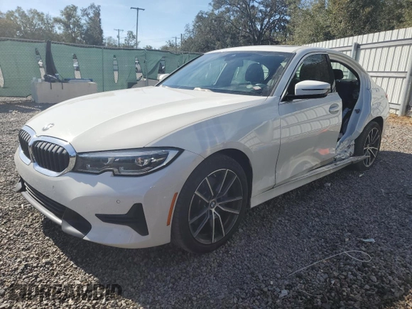 2019 BMW 3 Series 330i with VIN 3MW5R1J56K8B01545, listed as a Copart auction lot 82815374 with 52,655 mi miles and Salvage Title. Bid and sale history available at carsss.com. Image 1.