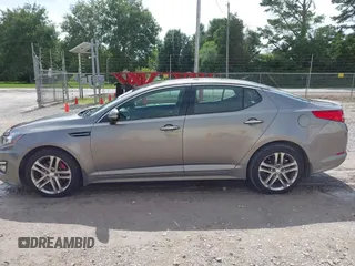 2013 Kia Optima SX с VIN 5XXGR4A68DG135049, выставлен на аукционе IAAI как лот 42551277 с пробегом 80 747 миль миль и . История ставок и продаж доступна на DreamBid. Изображение 14.