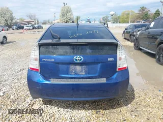 2011 Toyota Prius I with VIN JTDKN3DU2B5315803, listed as a IAAI auction lot 42092280 with 235,799 mi miles. Bid and sale history available at carsss.com. Image 16.
