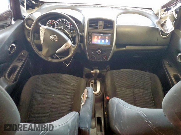2019 Nissan Note SV z VIN 3N1CE2CP7KL361656, wystawiony jako Copart lot #61381945 z przebiegiem 184 113 mil mil oraz Nie do naprawy • Non repairable. Historia ofert i sprzedaży dostępna na DreamBid. Obrazek 8.