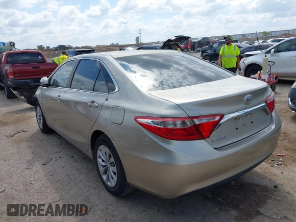 2017 Toyota Camry XLE with VIN 4T1BF1FK0HU288396, listed as a IAAI auction lot 41898907 with 88,043 mi miles. Bid and sale history available at carsss.com. Image 3.