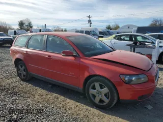 2005 Volvo V50 с VIN YV1MJ682X52066021, выставлен на аукционе Copart как лот 78925304 с пробегом 135 620 миль миль и Списание • Salvage title. История ставок и продаж доступна на DreamBid. Изображение 4.