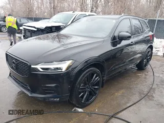 2019 Volvo XC60 R-Design with VIN LYV102RM9KB297622, listed as a IAAI auction lot 41582805 with 66,334 mi miles. Bid and sale history available at carsss.com. Image 2.