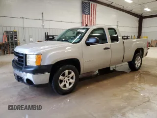 2008 GMC Sierra 1500 Work Truck z VIN 1GTEC19XX8Z221342, wystawiony jako Copart lot #41489385 z przebiegiem 193 272 mil mil oraz Czysty tytuł • Clean title. Historia ofert i sprzedaży dostępna na DreamBid. Obrazek 1.