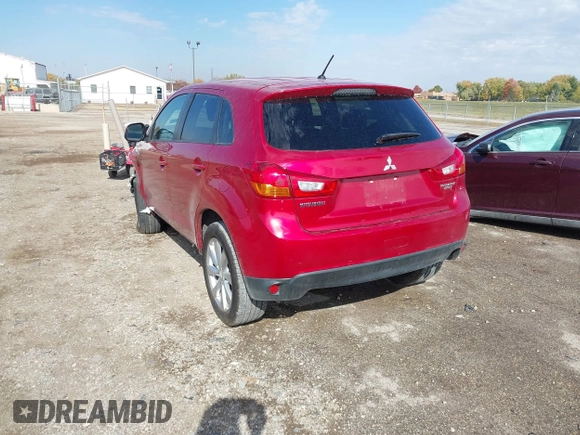 2015 Mitsubishi Outlander Sport ES with VIN 4A4AP3AU1FE053104, listed as a IAAI auction lot 40669797 with 127,778 mi miles. Bid and sale history available at carsss.com. Image 3.