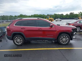 2019 Jeep Cherokee Latitude Plus with VIN 1C4PJMLB2KD104856, listed as a IAAI auction lot 42097709 with 89,552 mi miles and . Bid and sale history available at DreamBid. Image 14.