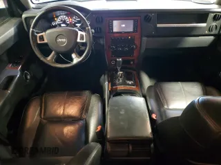 2008 Jeep Commander Limited with VIN 1J8HG58N78C210979, listed as a Copart auction lot 76703864 with 204,136 mi miles and Salvage Title. Bid and sale history available at carsss.com. Image 8.