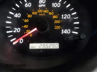 2003 Toyota Highlander z VIN JTEHF21A630100270, wystawiony jako IAAI lot #42426092 z przebiegiem 295 290 mil mil oraz . Historia ofert i sprzedaży dostępna na DreamBid. Obrazek 15.