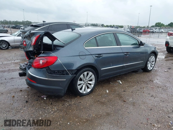 2009 Volkswagen CC Sport with VIN WVWML73C79E553395, listed as a IAAI auction lot 42078061 with 167,110 mi miles. Bid and sale history available at carsss.com. Image 4.