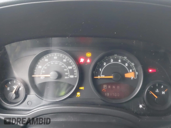 2015 Jeep Patriot Latitude with VIN 1C4NJRFB4FD154986, listed as a IAAI auction lot 41496724 with 131,700 mi miles and . Bid and sale history available at DreamBid. Image 7.