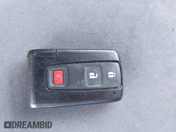 2007 Toyota Prius z VIN JTDKB20U877599684, wystawiony jako IAAI lot #42347217 z przebiegiem 276 996 mil mil oraz . Historia ofert i sprzedaży dostępna na DreamBid. Obrazek 11.