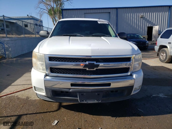 2011 Chevrolet Silverado 1500 LT with VIN 1GCRCSE07BZ381816, listed as a Copart auction lot 53696674 with 156,506 mi miles and Salvage Title. Bid and sale history available at carsss.com. Image 5.