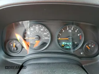 2013 Jeep Patriot Sport z VIN 1C4NJPBA3DD250624, wystawiony jako Copart lot #56536955 z przebiegiem 71 867 mil mil oraz Szkoda całkowita • Salvage title. Historia ofert i sprzedaży dostępna na DreamBid. Obrazek 9.