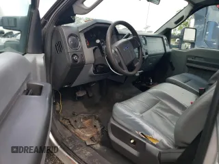 2014 Ford F-550 XL with VIN 1FDUF5GY4EEA61611, listed as a Copart auction lot 73705444 with 105,616 mi miles and Clean Title. Bid and sale history available at carsss.com. Image 8.