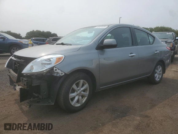 2012 Nissan Versa SV z VIN 3N1CN7AP4CL928388, wystawiony jako Copart lot #59382405 z przebiegiem 198 767 mil mil oraz Szkoda całkowita • Salvage title. Historia ofert i sprzedaży dostępna na DreamBid. Obrazek 1.