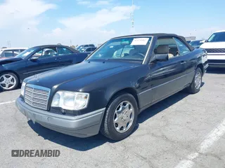 1994 Mercedes-Benz E 320 with VIN WDBEA66E7RC004579, listed as a IAAI auction lot 42170487 with 118,530 mi miles and . Bid and sale history available at DreamBid. Image 17.