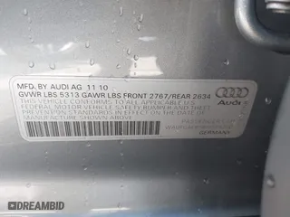 2011 Audi A6 3.0T Premium Plus with VIN WAUFGAFB5BN039240, listed as a IAAI auction lot 41973051 with 181,573 mi miles. Bid and sale history available at carsss.com. Image 9.