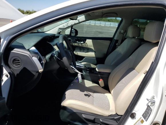 2018 Honda Clarity Plug-In Hybrid with VIN JHMZC5F11JC013897, listed as a Copart auction lot 68315094 with 99,486 mi miles and Salvage Title. Bid and sale history available at carsss.com. Image 7.