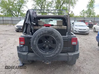 2008 Jeep Wrangler Unlimited X with VIN 1J4GA39108L501130, listed as a IAAI auction lot 42182601 with 177,507 mi miles and . Bid and sale history available at DreamBid. Image 17.