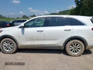 2019 Kia Sorento LX with VIN 5XYPGDA51KG560134, listed as a IAAI auction lot 42567418 with 112,494 mi miles and . Bid and sale history available at DreamBid. Image 14.