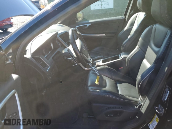2015 Volvo XC60 T6 R-Design Platinum с VIN YV4902RS0F2671797, выставлен на аукционе Copart как лот 79425144 с пробегом 137 289 миль миль и Списание • Salvage title. История ставок и продаж доступна на DreamBid. Изображение 7.