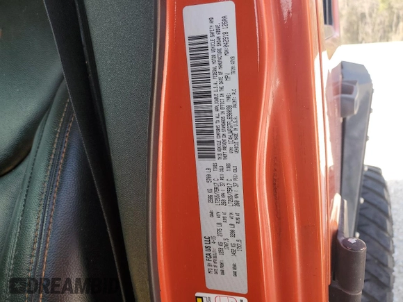 2015 Jeep Wrangler Unlimited Rubicon Hard Rock z VIN 1C4HJWFG7FL690098, wystawiony jako Copart lot #47431555 z przebiegiem 95 138 mil mil oraz Szkoda całkowita • Salvage title. Historia ofert i sprzedaży dostępna na DreamBid. Obrazek 14.