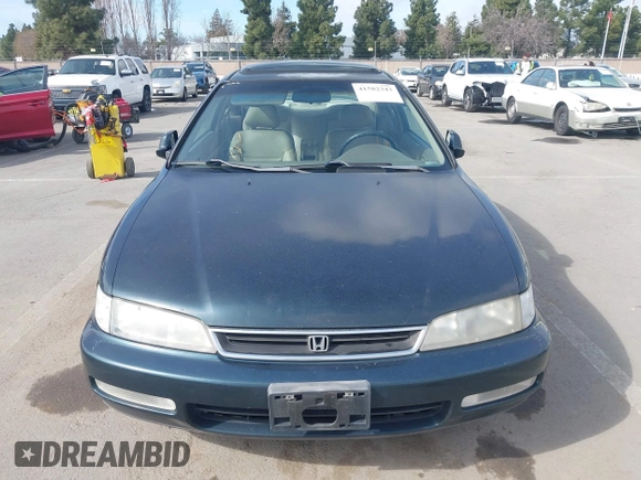 1997 Honda Accord EX with VIN 1HGCD7158VA014025, listed as a IAAI auction lot 41582343 with 302,660 mi miles and . Bid and sale history available at carsss.com. Image 6.