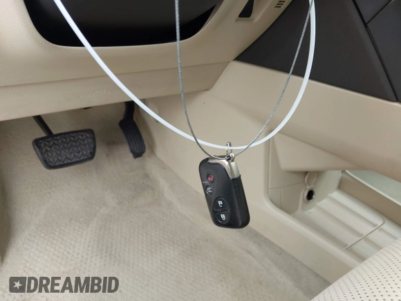 2011 Lexus RX 350 with VIN 2T2ZK1BA4BC061949, listed as a IAAI auction lot 42433816 with 165,899 mi miles and . Bid and sale history available at DreamBid. Image 11.