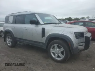 2022 Land Rover Defender SE with VIN SALEP7RU0N2106968, listed as a Copart auction lot 71045954 with 35,366 mi miles and Salvage title. Bid and sale history available at DreamBid. Image 4.