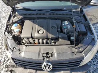 2012 Volkswagen Jetta SEL z VIN 3VWLP7AJ6CM321645, wystawiony jako Copart lot #55826355 z przebiegiem 178 683 mil mil oraz Szkoda całkowita • Salvage title. Historia ofert i sprzedaży dostępna na DreamBid. Obrazek 11.