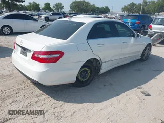 2013 Mercedes-Benz E 350 Luxury с VIN WDDHF5KB3DA664800, выставлен на аукционе IAAI как лот 42154013 с пробегом 107 140 миль миль и . История ставок и продаж доступна на DreamBid. Изображение 4.
